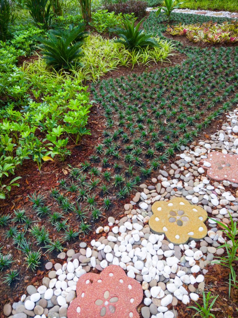 small-tropical-garden-with-stone-pathway(1)